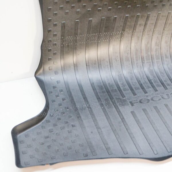 1358582 - NEW FORD FOCUS MK2 LUGGAGE COMPARTMENT ANTI-SLIP MAT 1358582 ORIGINAL