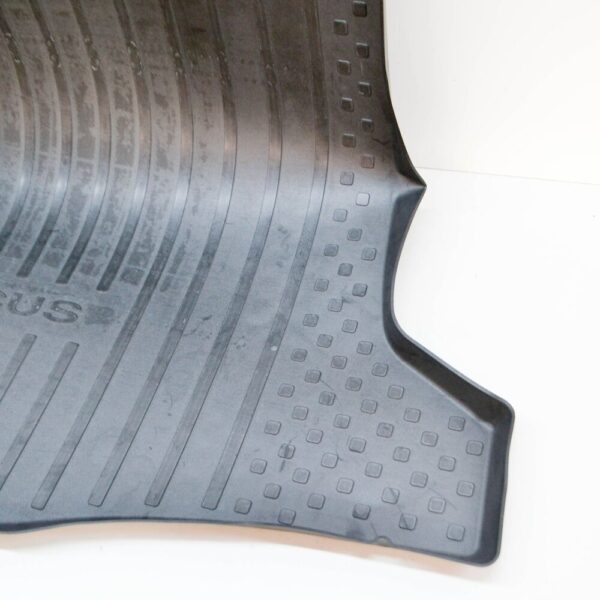 1358582 - NEW FORD FOCUS MK2 LUGGAGE COMPARTMENT ANTI-SLIP MAT 1358582 ORIGINAL