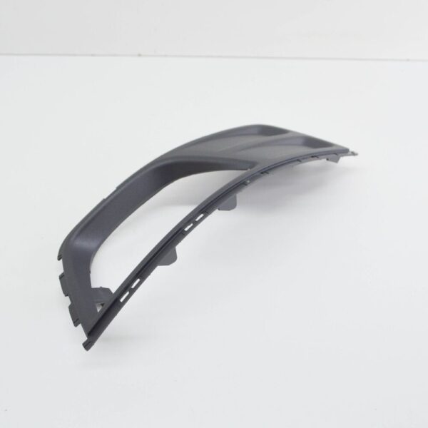 1378129 - Ford Focus C-Max Rear Bumper Left Bezel 1378129 6M5Y-17A818-AC55PQ New