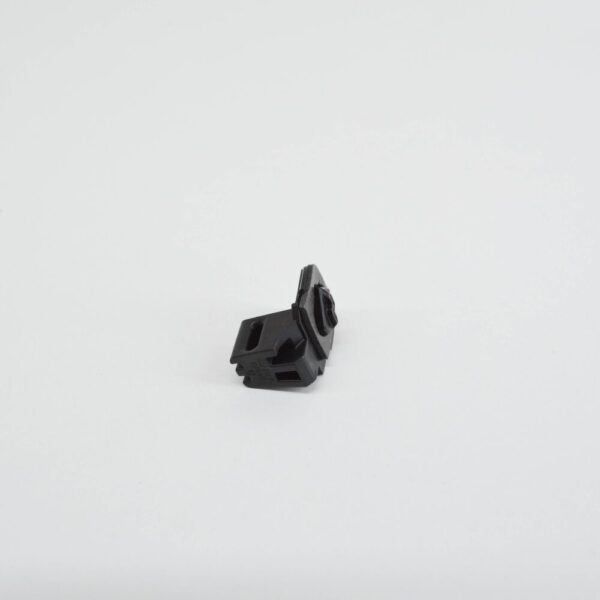 1429425 - NEW FORD TOURNEO CONNECT MK2 FRONT DOOR TRIM RECESSED NUT 1429425
