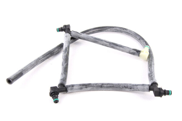 1444974 - NEW FORD FIESTA WS MK5 FUEL INJECTOR TUBE ASSY 2S6Q-9K022-BD 1444974 ORIGINAL