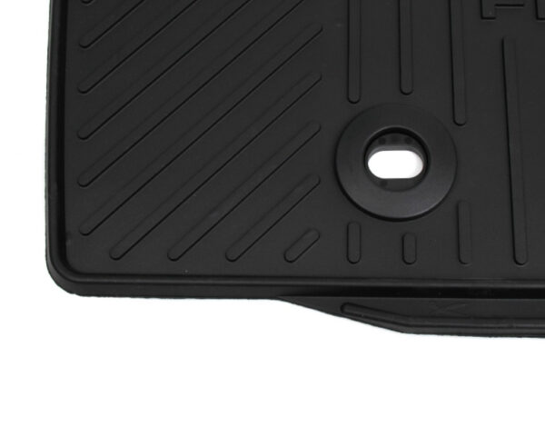 1446603 - NEW FORD FIESTA BE256 MK5 FRONT RUBBER FLOOR MAT SET LHD 1446603 ORIGINAL