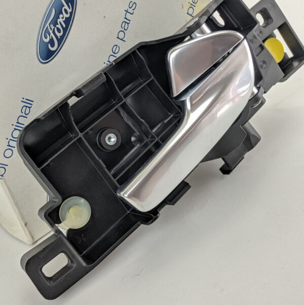 1475096 - NEW FORD MONDEO MK3 RIGHT REAR INTERNAL OPENING HANDLE 1475096 ORIGINAL