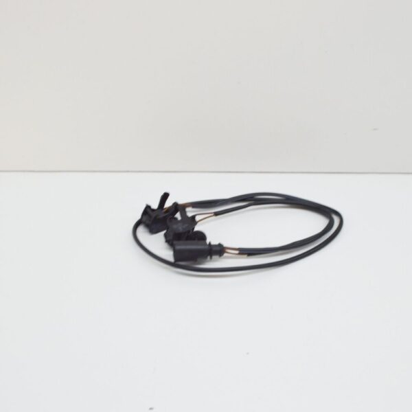 1478846 - NEW FORD GALAXY V191 M1 WINDSCREEN WASHER JET ASSY 1478846 ORIGINAL