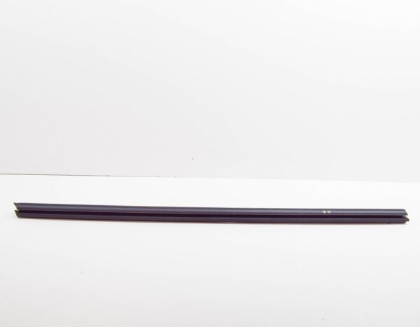 1486610 - FORD MONDEO MK4 FRONT LEFT DOOR WINDOW BELT WEATHERSTRIP 1486610 NEW GENUINE