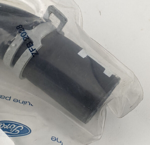 1501929 - NEW FORD TRANSIT MK3 WATER PUMP HOSE 1501929 8C16-8A582-AA ORIGINAL
