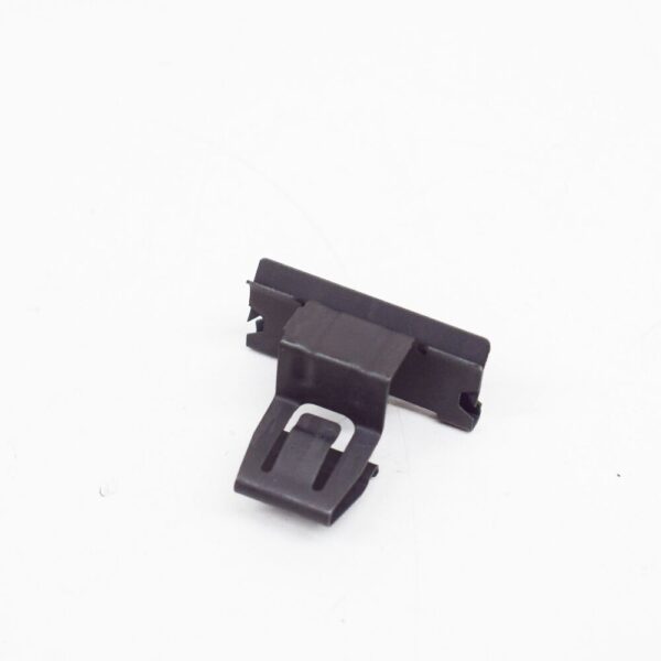 1505121 - FORD KUGA MK1 C394 Front Door Trim Panel Clip 1505121 W712967-S430 NEW GENUINE