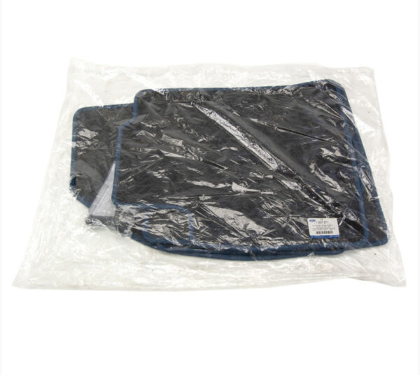 1507071 - NEW FORD FIESTA BE256 MK5 FLOOR MAT SET LHD 1507071 AM7S6J-130A88-AAC6AC