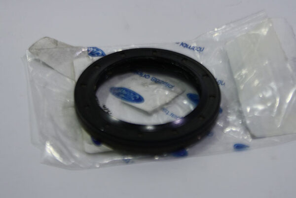 1543166 - NEW FORD KUGA MK1 C394 TRANSFER CASE LEFT OUTER SEAL 1543166 ORIGINAL