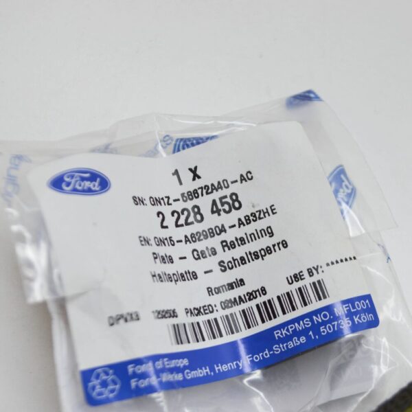 2228458 - FORD ECOSPORT MK2 BK Front Seat Track Cover Cap 2228458 NEW