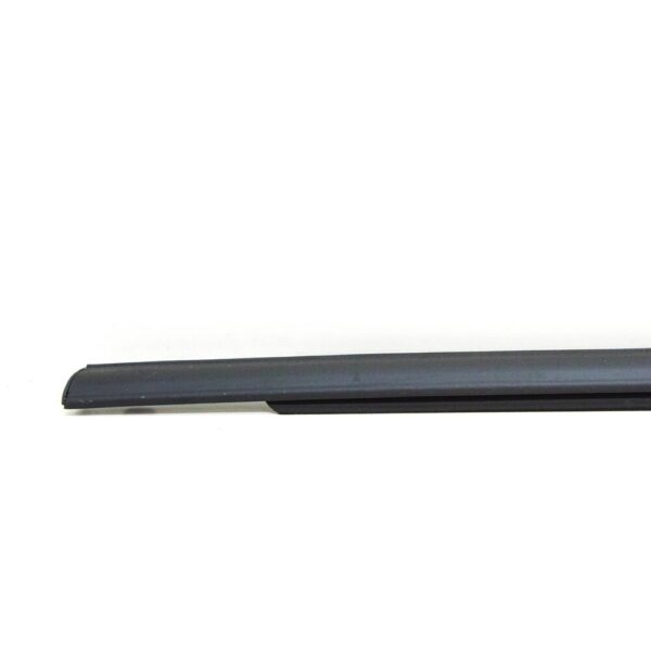2231843 - FORD ECOSPORT MK2 Front Left Door Window Belt Weatherstrip 2231843 NEW GENUINE