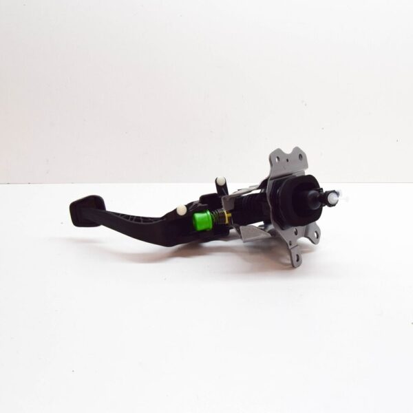 2288943 - FORD FOCUS MK4 CLUTCH PEDAL RHD 2288943 NEW