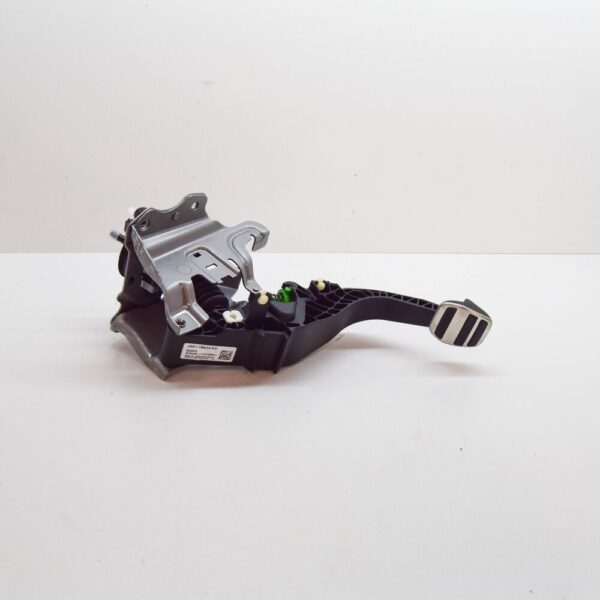 2288943 - FORD FOCUS MK4 CLUTCH PEDAL RHD 2288943 NEW