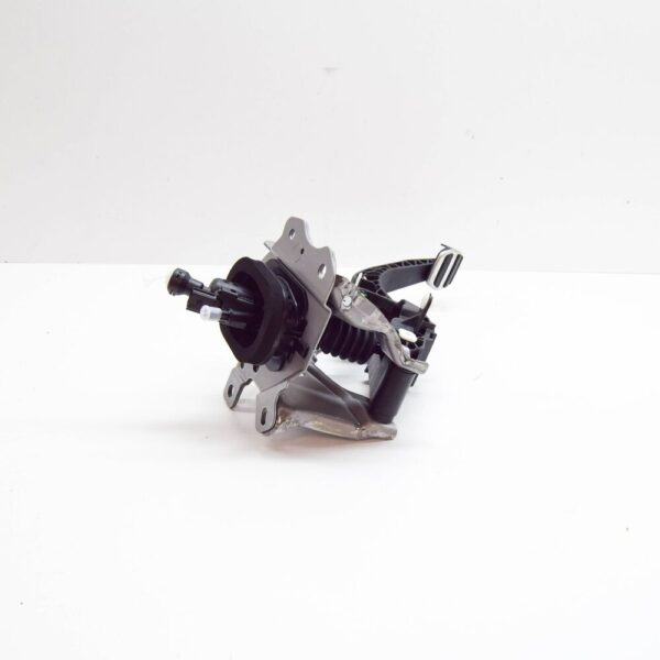 2288943 - FORD FOCUS MK4 CLUTCH PEDAL RHD 2288943 NEW