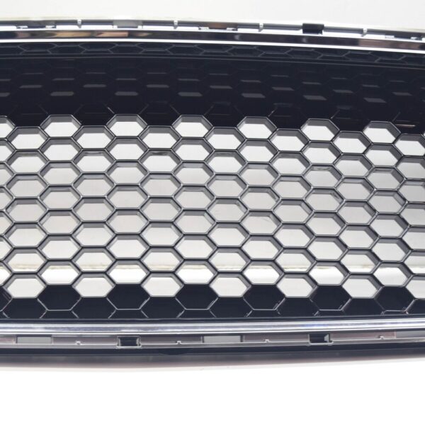 2346167 - Ford Mustang MK6 Radiator Grill R3B-8200-AE5UAW 2346167 NEW