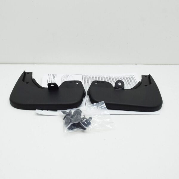 2360329 - FORD FOCUS MK4 C519 ESTATE REAR WING FLAP SET 2360329 NEW GENUINE