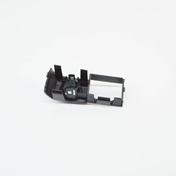 2382335 - NEW FORD FOCUSMK4 C519 FRONT RIGHT INNER PARK SENSOR RETAINER 2382335 ORIGINAL