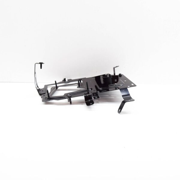 2474264 - FORD FOCUS MK4 C519 ENGINE CONTROL MODULE BRACKET 2474264 NEW GENUINE