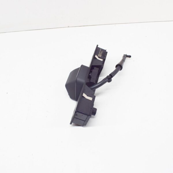 2474361 - Ford Kuga MK3 CX482 Rear View Camera Holder 5840171 LJ6B-404D97-BF NEW