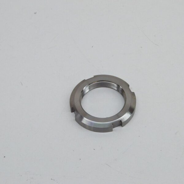 4023501 - NEW FORD RANGER MK3 REAR AXLE LEFT LOCKING NUT 4023501 ORIGINAL