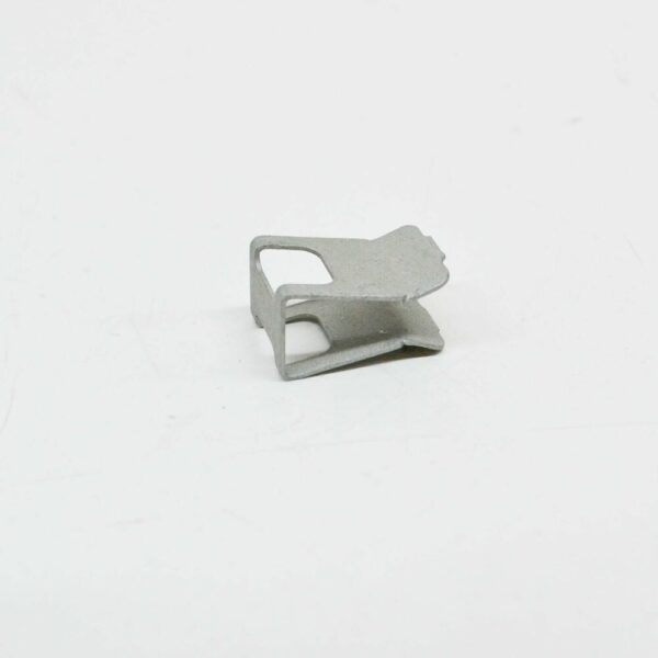 5233203 - NEW FORD MONDEO MK5 COWL PANEL CLIP W716707-S439 5233203 ORIGINAL