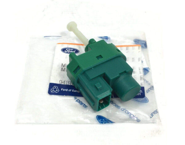 7029406 - NEW FORD MONDEO MK3 SPEED CONTROL INHIBITOR MICROSWITCH 7029406 ORIGINAL