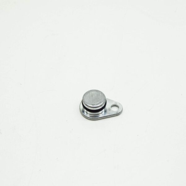 1316062 - LAND ROVER DISCOVERY III L319 Engine Plug 1316062 NEW GENUINE