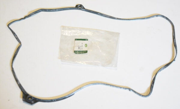 1382577 - LAND ROVER DISCOVERY III L319 Control Lid Gasket 1382577 NEW GENUINE