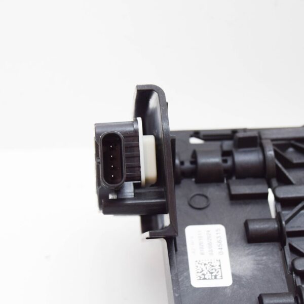 523123475 - Jaguar E-Pace X540 Lower Radiator Cap 523123475 NEW