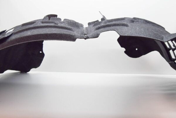 523123715 - Jaguar F-Pace X761 Front Right Inner Fender Lining 523123715 NEW GENUINE
