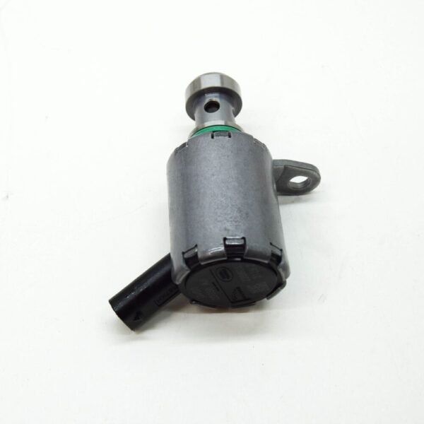 AJ813393 - JAGUAR F-PACE X761  Piston Cooling Jet AJ813393 New Genuine