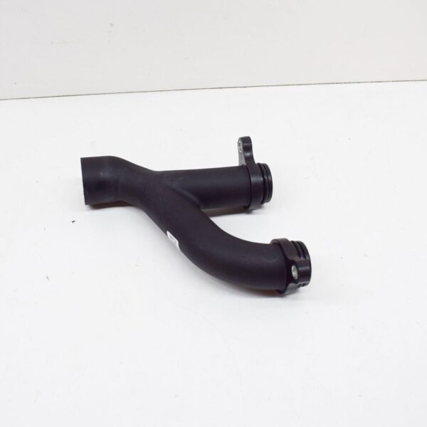 AJ813865 - JAGUAR F-PACE X761 Lower Hose of Water Outlet AJ813865 NEW GENUINE
