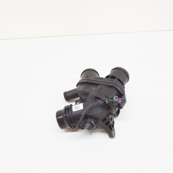 AJ814048 - Jaguar F-Pace X761 Thermostat AJ814048 New Genuine