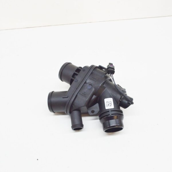 AJ814048 - Jaguar F-Pace X761 Thermostat AJ814048 New Genuine