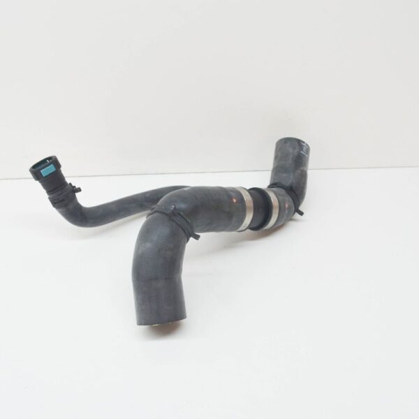 C2C26769 - Jaguar XJ X358 Coolant Radiator Upper Hose C2C26769 NEW