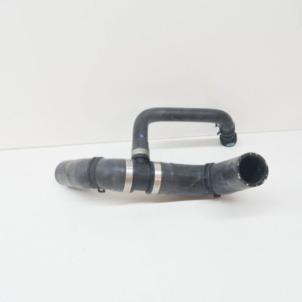 C2C26769 - Jaguar XJ X358 Coolant Radiator Upper Hose C2C26769 NEW