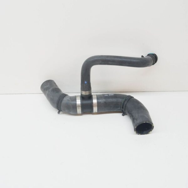 C2C26769 - Jaguar XJ X358 Coolant Radiator Upper Hose C2C26769 NEW