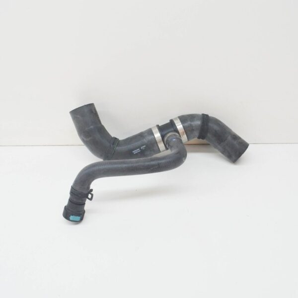 C2C26769 - Jaguar XJ X358 Coolant Radiator Upper Hose C2C26769 NEW