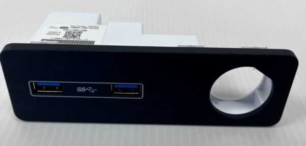 C2D42800 - JAGUAR F-PACE X761 Audio Interface C2D42800 NEW ORIGINAL