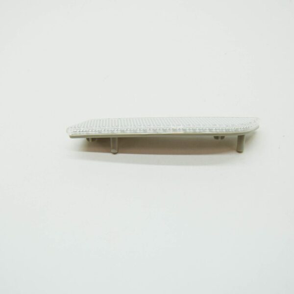C2P22646 - JAGUAR XK Coupe X150 Front Right Reflector C2P22646 NEW GENUINE