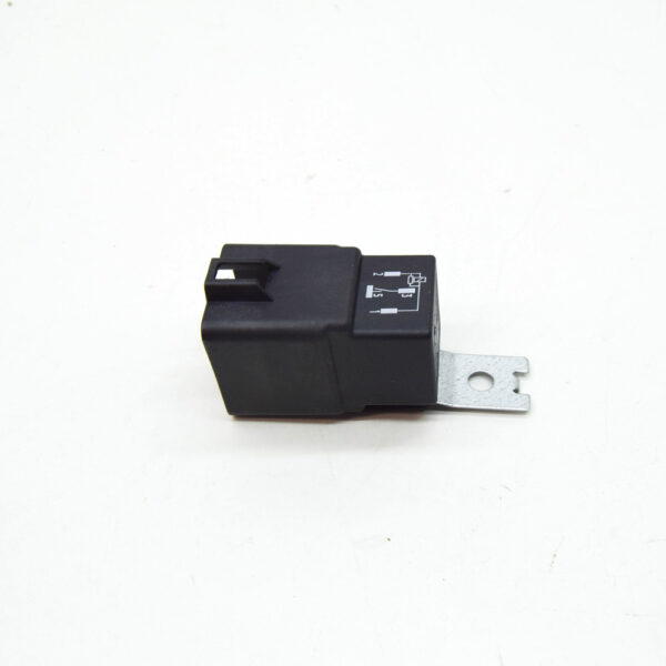 C2S29032 - JAGUAR XJ X351 Secondary Air Injection Pump Relay C2S29032 NEW