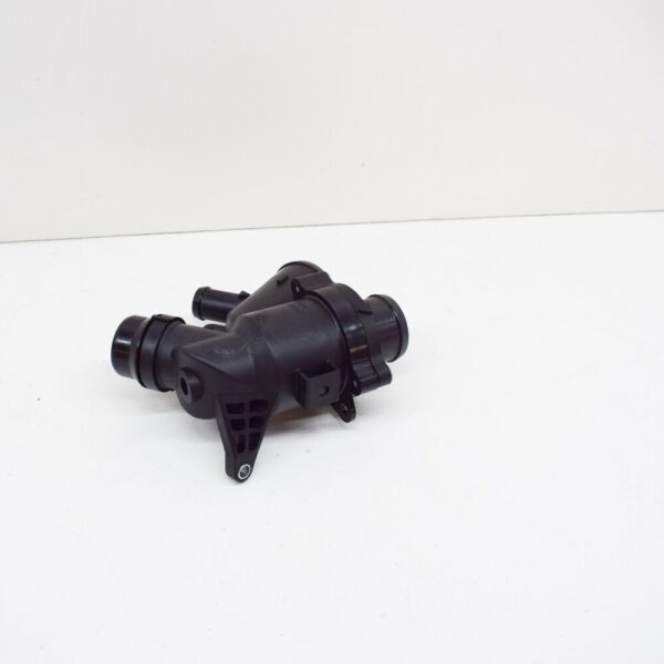 C2Z19929 - Jaguar F-Type Coupe Coolant Thermostat Housing C2Z19929 NEW GENUINE