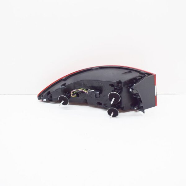 C2Z30816 - Jaguar XF X250 Estate Rear Right Outer Taillight C2Z30816 NEW GENUINE
