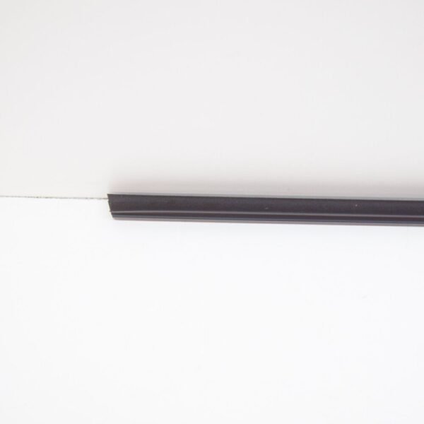 CGE500710 - LAND ROVER RANGE ROVER L322 Front Left Door Weatherstrip CGE500710 New