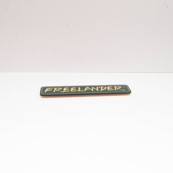 DAH500010PMA - LAND ROVER FREELANDER L314 Rear Door Badge DAH500010PMA NEW GENUINE