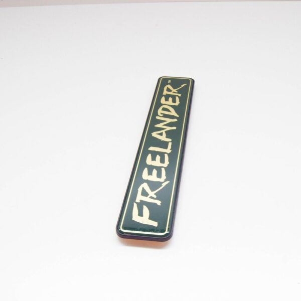 DAH500010PMA - LAND ROVER FREELANDER L314 Rear Door Badge DAH500010PMA NEW GENUINE