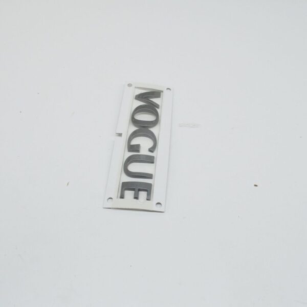 DAM500031LQV - LAND ROVER RANGE ROVER L322 Vogue Tailgate Emblem DAM500031LQV NEW GENUINE