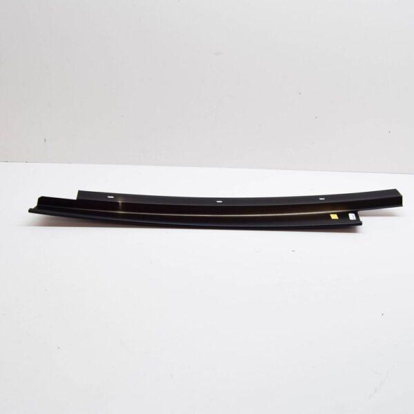 DDC000131PMD - LR RANGE ROVER L322 Front Left Door B-Pillar Applique DDC000131PMD NEW GENUINE