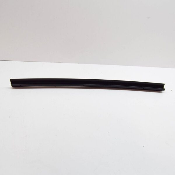 DDE000160PMD - LR RANGE ROVER L322 Rear Center Right Door Applique DDE000160PMD NEW GENUINE