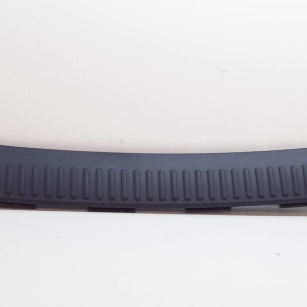 DOE000021PCL - Land Rover Range Rover Sport L320 Rear Bumper Step Pad DOE000021PCL NEW GENUINE